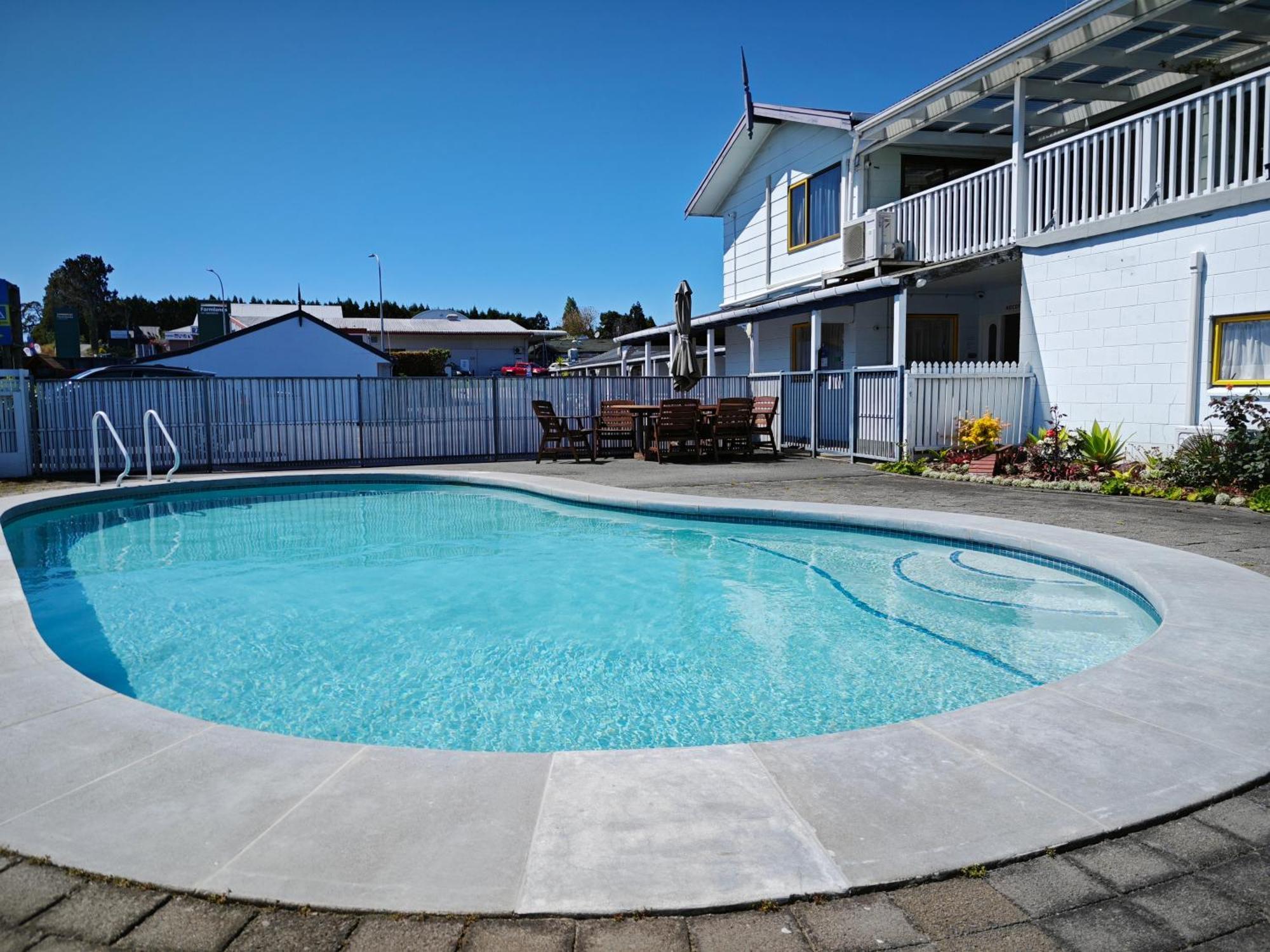 Accommodation Te Puna タウランガ エクステリア 写真