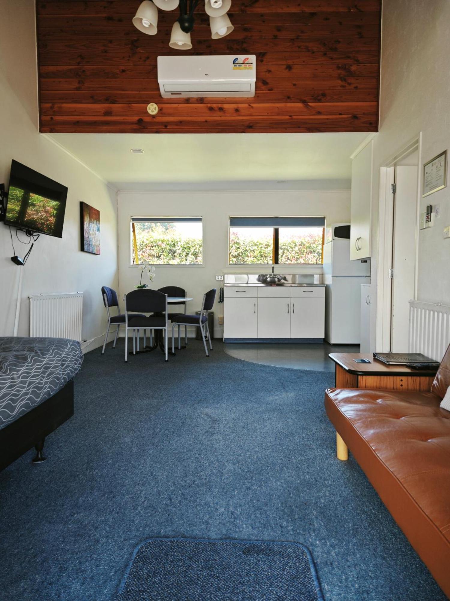 Accommodation Te Puna タウランガ エクステリア 写真
